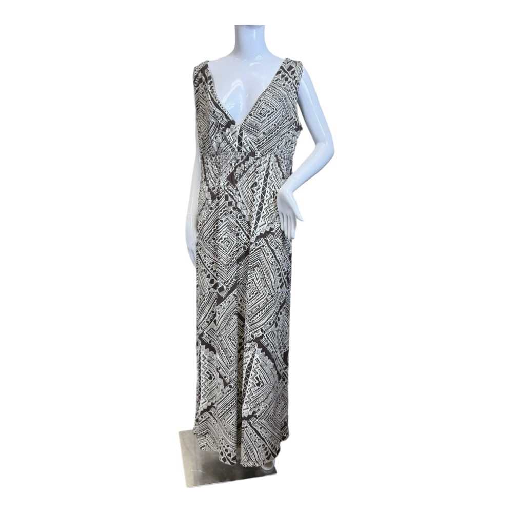 Style & Co. women’s size medium long dress polyester with design